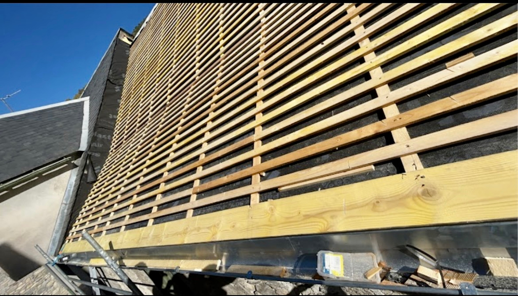 Photo de couverture de Pyrénées gros œuvre / couvreur tarbes